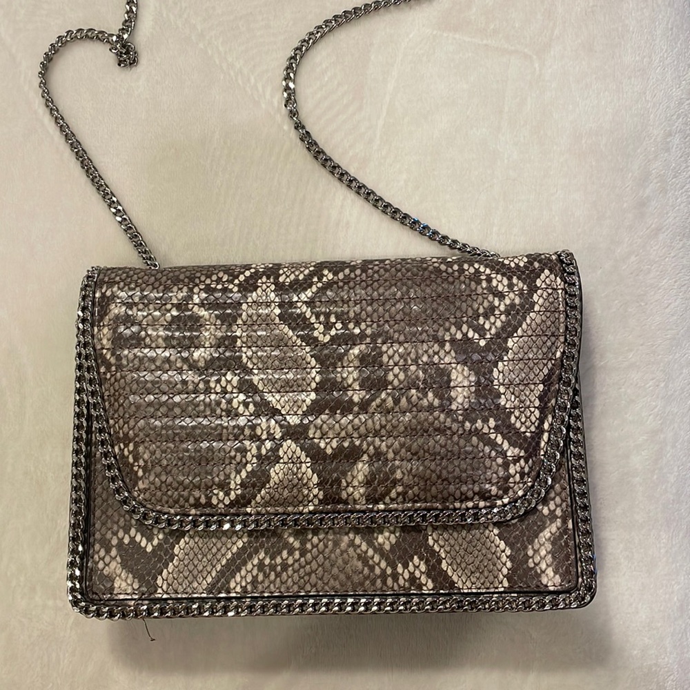 Express Shoulder Bag